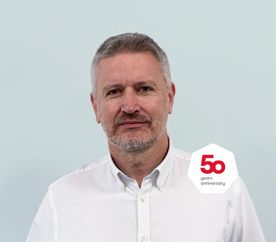 Zdjęcie portretowe Anthony’ego Jenksa, Managing Director w EOS Solutions, Wielka Brytania